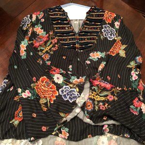 Johnny Was ~ Spanish Steps Top ~ Size M